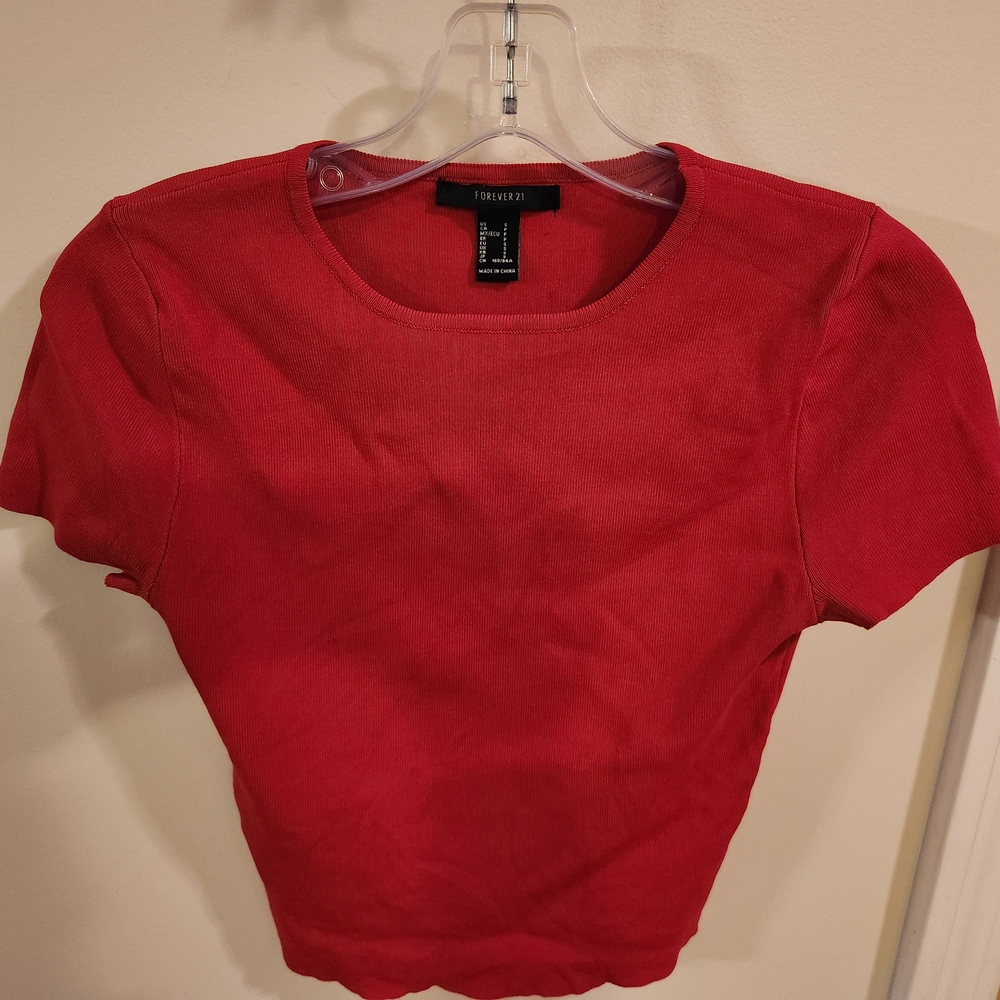 Forever 21 Raspberry Red Top Size Small Juniors